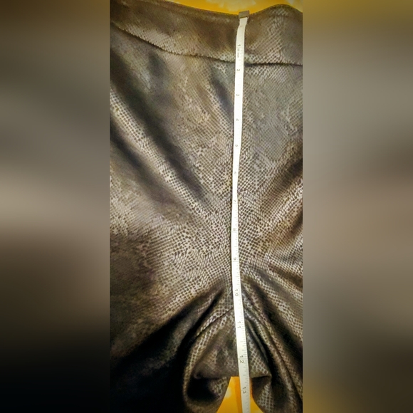 NYCC Black Textured Leggings Women’s Size L Faux Leather Look Stretch Pants... - Picture 5 of 9